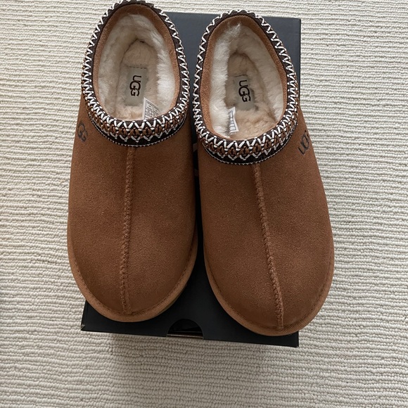 BRAND NEW SOLD OUT EVERYWHERE Ugg Tasman Slippers (mens size 7, fits womens 9) - Picture 3 of 5